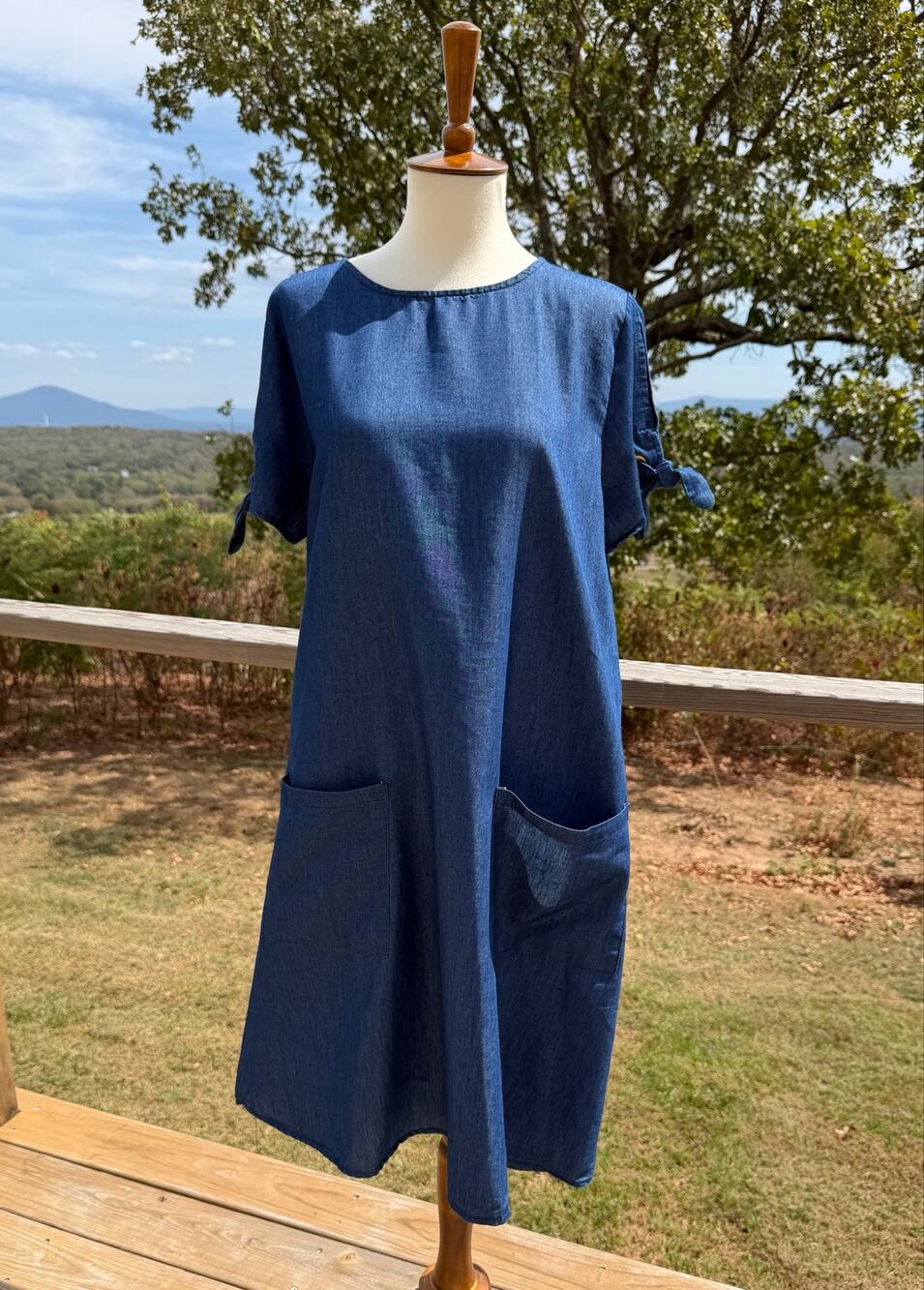 Robert Louis Chambray Denim Shift Dress w/ Pockets Women’s Size Small